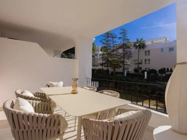 4 Slaapkamer Appartement in Nueva Andalucía
