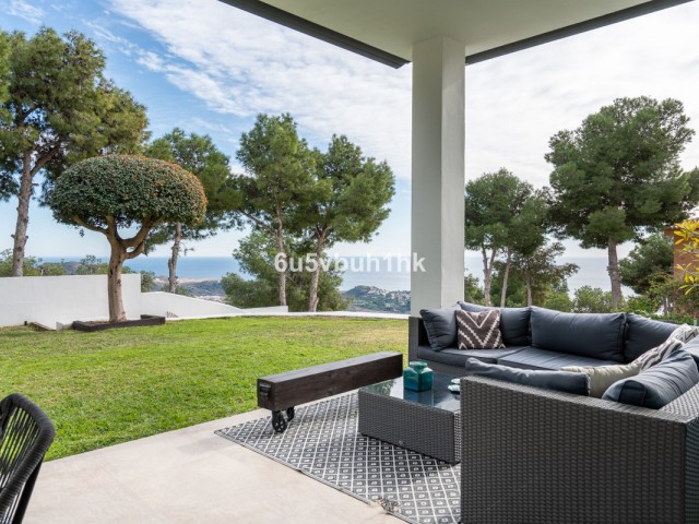 Villa avec 6 Chambres  à Málaga