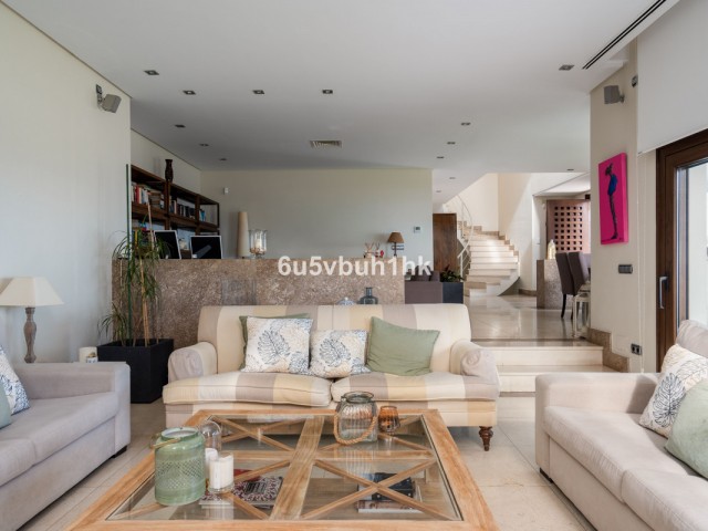Villa avec 6 Chambres  à Málaga