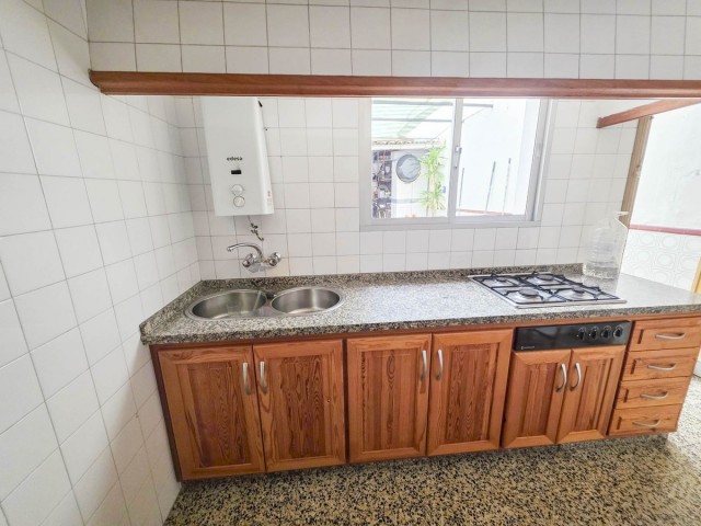 Adosado con 5 Dormitorios  en Estepona