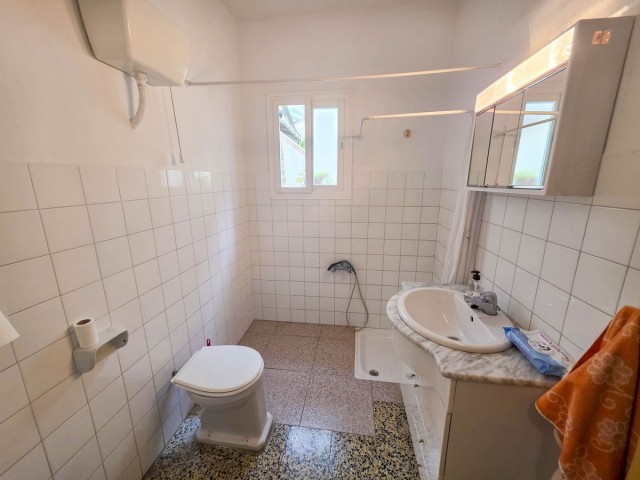 Adosado con 5 Dormitorios  en Estepona