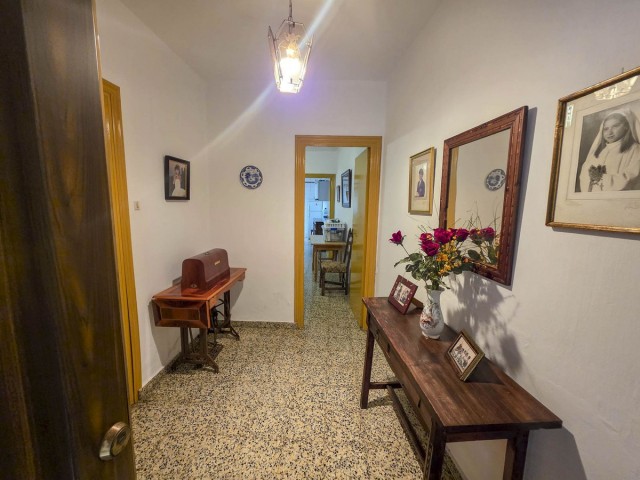 5 Bedrooms Townhouse in Estepona