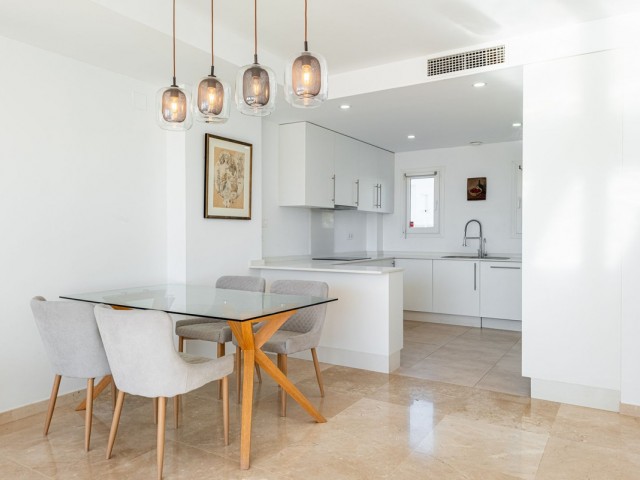 4 Makuuhuoneen Rivitalo Calahonda