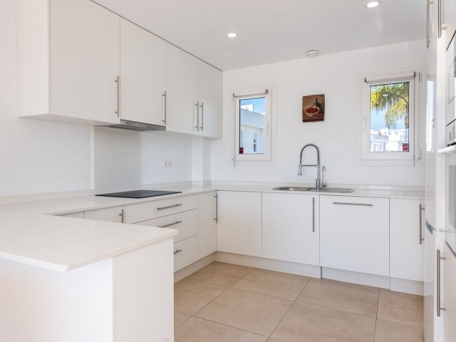 4 Makuuhuoneen Rivitalo Calahonda