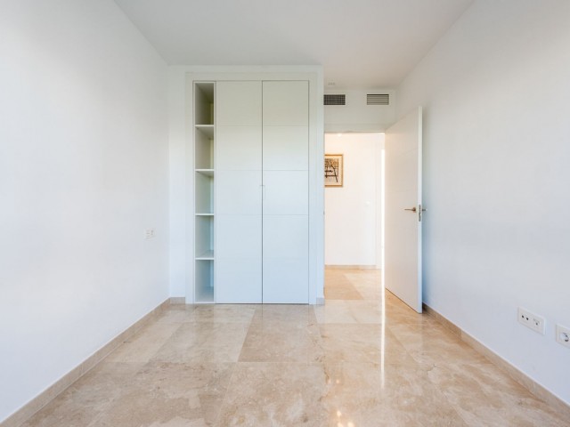 4 Makuuhuoneen Rivitalo Calahonda