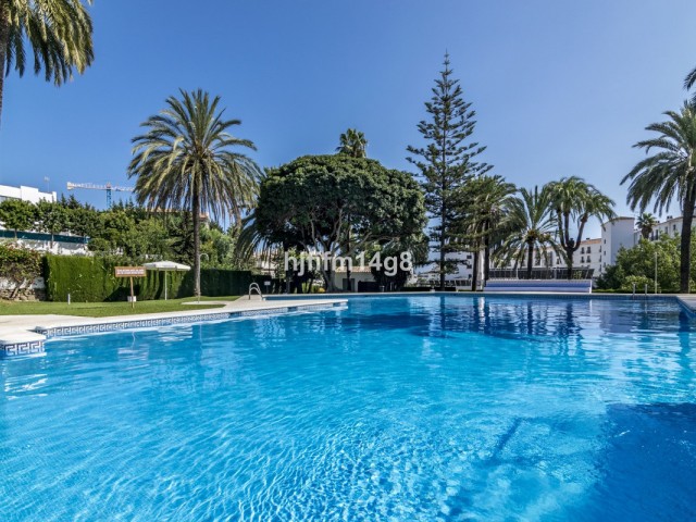 2 Sovrums Lägenhet i Nueva Andalucía