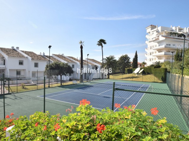 2 Sovrums Lägenhet i Nueva Andalucía