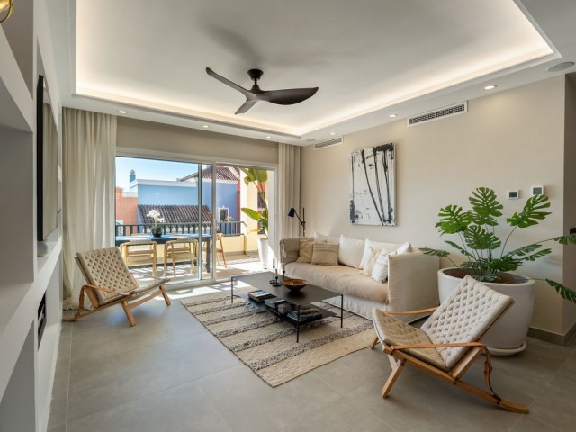 4 Bedrooms Townhouse in Nueva Andalucía