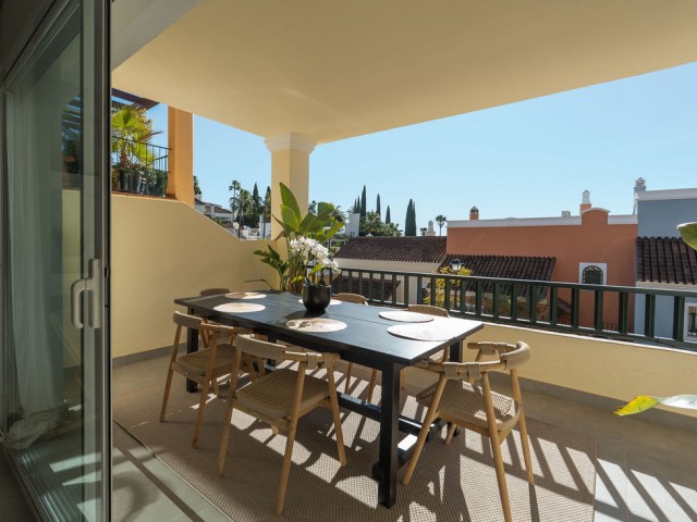 4 Makuuhuoneen Rivitalo Nueva Andalucía