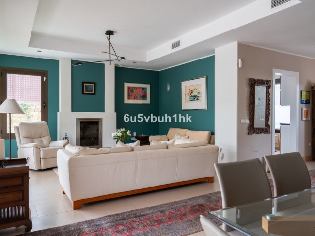 3 Bedrooms Villa in Benalmadena Pueblo