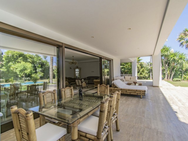 6 Schlafzimmer Villa in Guadalmina Baja