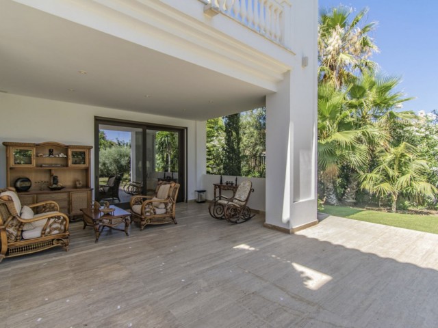 6 Schlafzimmer Villa in Guadalmina Baja