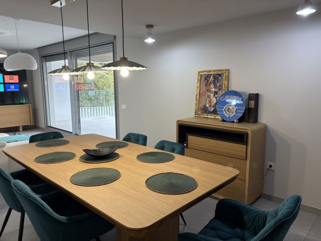 3 Bedrooms Apartment in Elviria