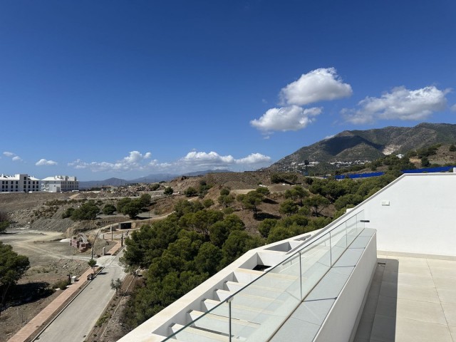 3 Bedrooms Apartment in Fuengirola