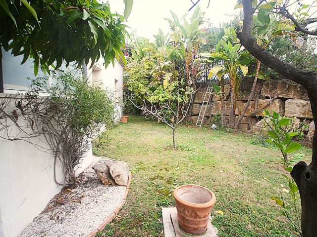 4 Makuuhuoneen Huvila Istán