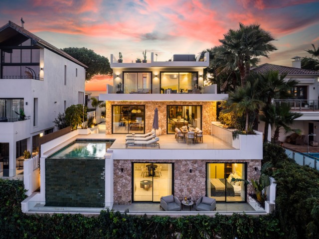 5 Soveroms Villa i Nueva Andalucía