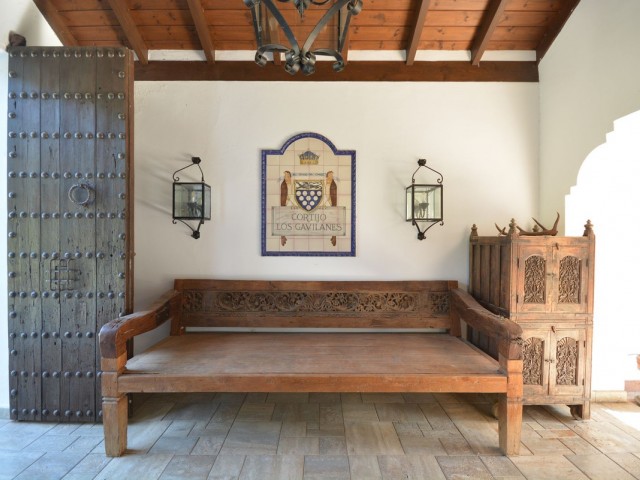 7 Makuuhuoneen Huvila Estepona