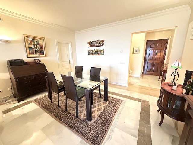 2 Slaapkamer Appartement in Monte Halcones