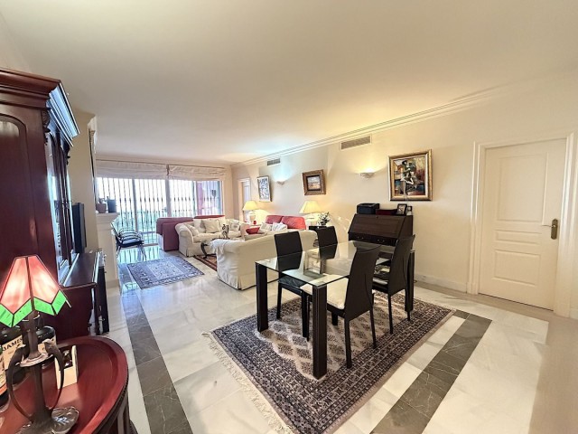 Appartement avec 2 Chambres  à Monte Halcones