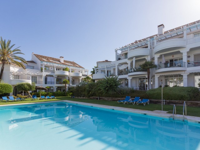3 Bedrooms Apartment in Guadalmina Alta