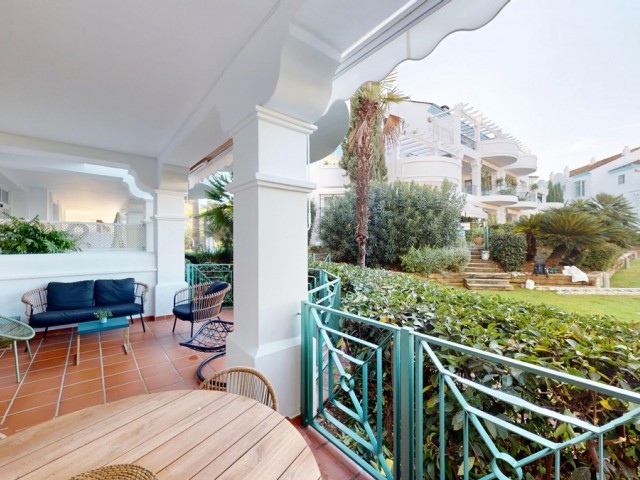 3 Bedrooms Apartment in Guadalmina Alta