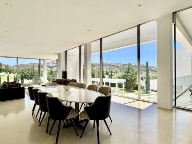 6 Slaapkamer Villa in Los Flamingos