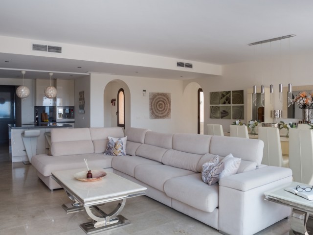 Penthouse in La Duquesa