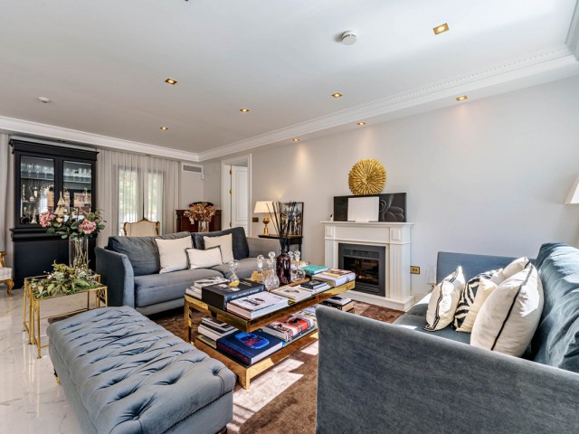 Villa, Limonar, R5293279