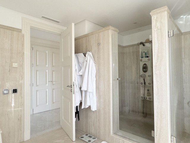 3 Sovrums Lägenhet i Los Monteros