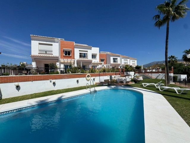 5 Schlafzimmer Reihenhaus in El Chaparral