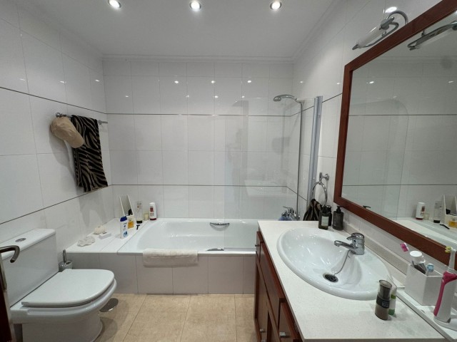 5 Schlafzimmer Reihenhaus in El Chaparral