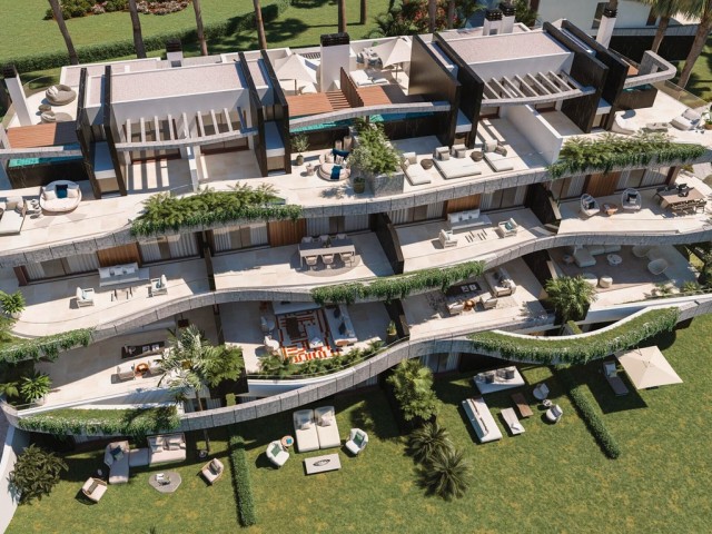 3 Bedrooms Apartment in Elviria