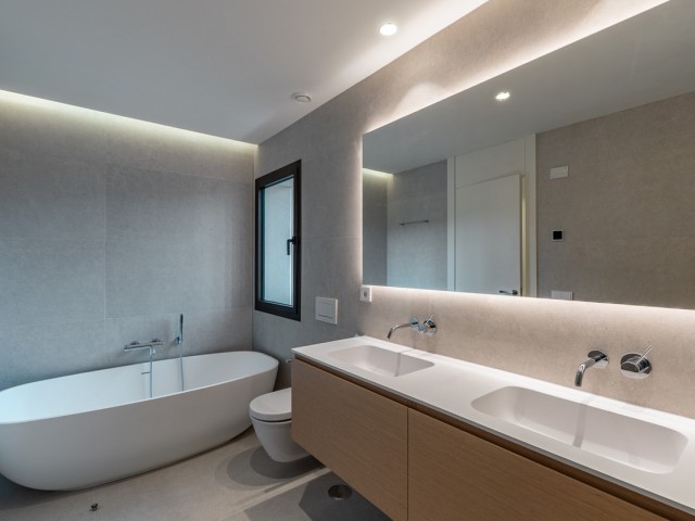 4 Soveroms Leilighet i Benahavís