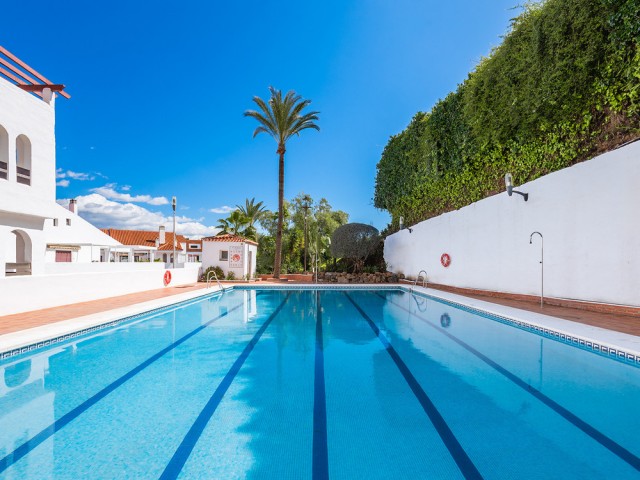 3 Sovrums Lägenhet i Nueva Andalucía