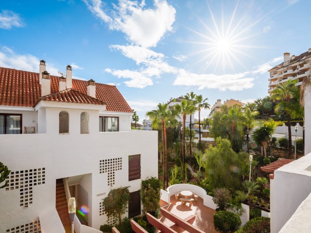 3 Sovrums Lägenhet i Nueva Andalucía