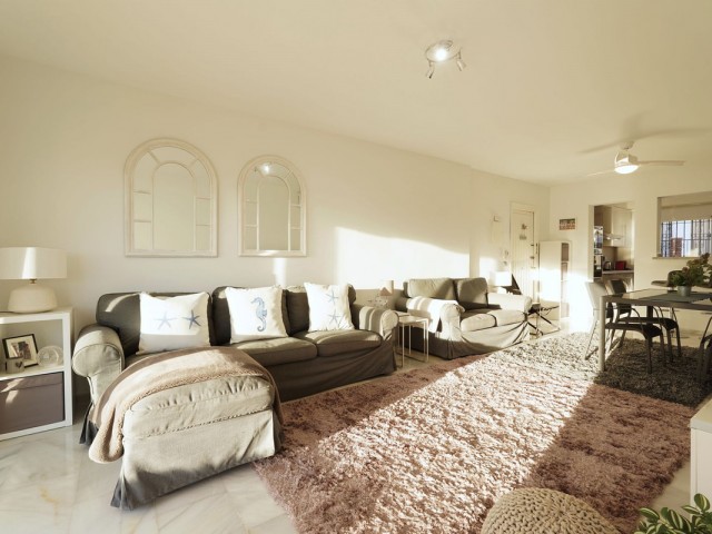 2 Bedrooms Apartment in El Paraiso