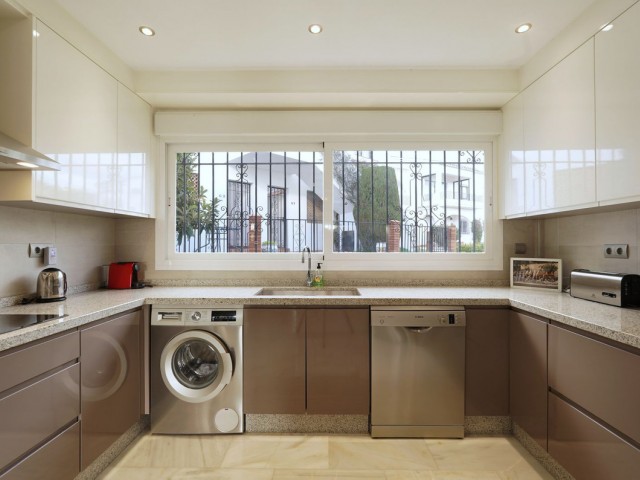 2 Bedrooms Apartment in El Paraiso