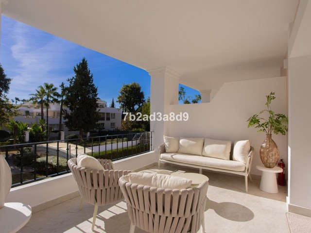 Takvåning i Nueva Andalucía