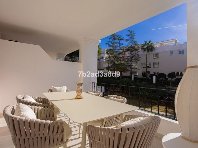 Takvåning i Nueva Andalucía