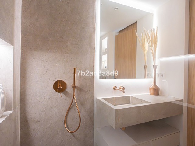 Takvåning i Nueva Andalucía