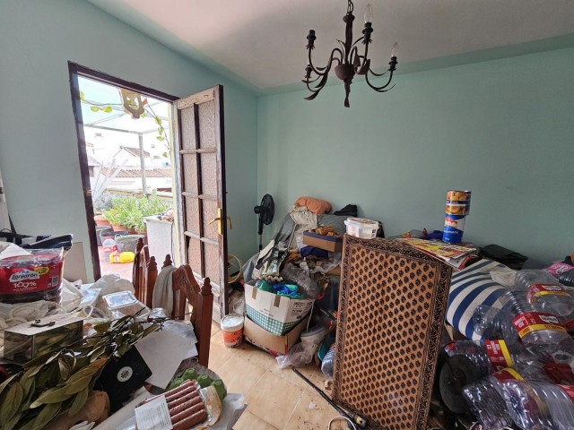 5 Bedrooms Villa in Estepona