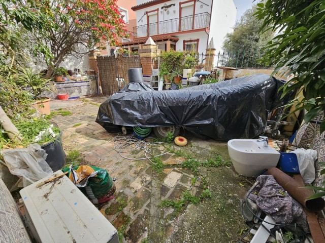 5 Bedrooms Villa in Estepona