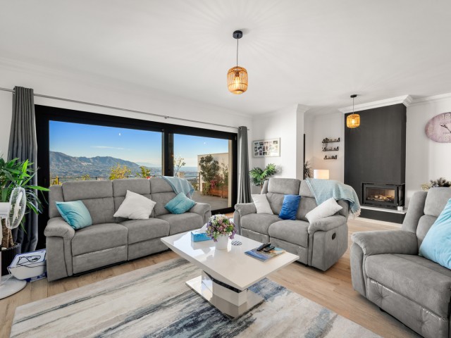 3 Bedrooms Townhouse in Marbella