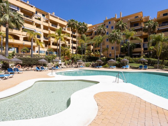 2 Bedrooms Apartment in San Pedro de Alcántara