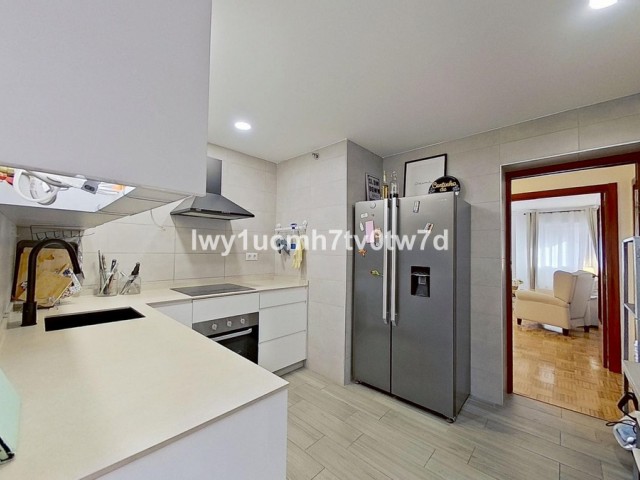 4 Bedrooms Apartment in Málaga Centro