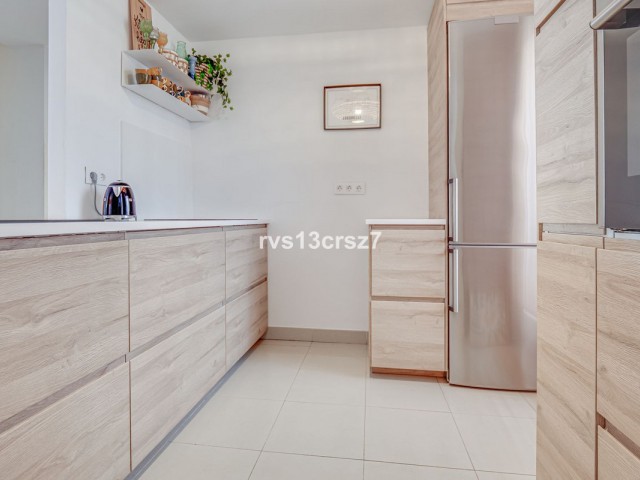 Apartamento con 3 Dormitorios  en Estepona