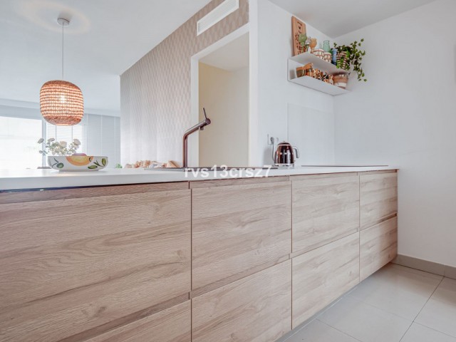 Apartamento con 3 Dormitorios  en Estepona