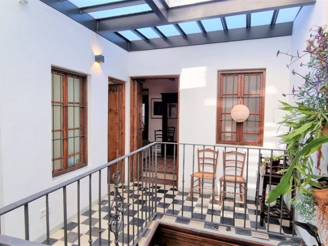 Villa avec 4 Chambres  à Málaga Centro