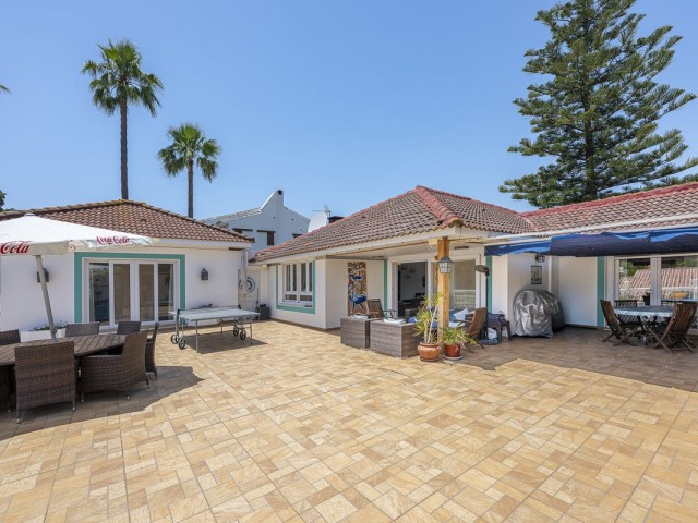 Villa, Sotogrande Costa, R5032786