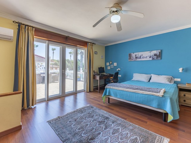 Villa avec 5 Chambres  à Sotogrande Costa